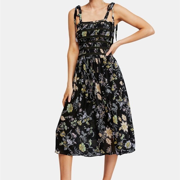 Free People Dresses & Skirts - ⭐️HP⭐NWT Free People Isla Floral Print Black Dress